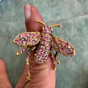 Gold-Tone Pink Crystal Bee ring